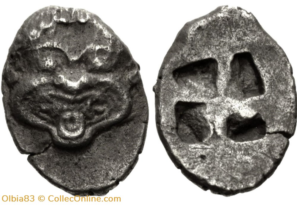 Neapolis-Obole-Tête de Gorgone- Carré creux. monnaies antiques grecques neapolis obole tete de gorgone carre creux