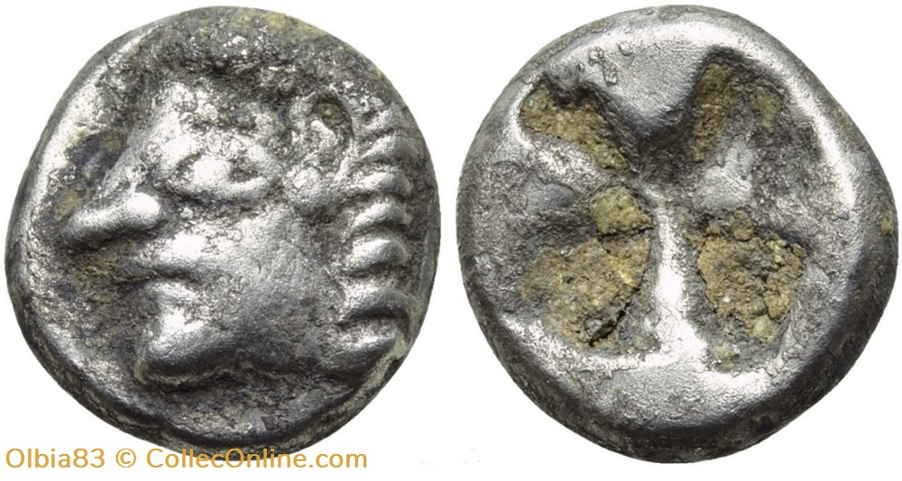 M-Colophon / Diobole / Tête archaïque à gauche - Carré creux monnaies antiques grecques m colophon diobole tete archaique a gauche carre creux