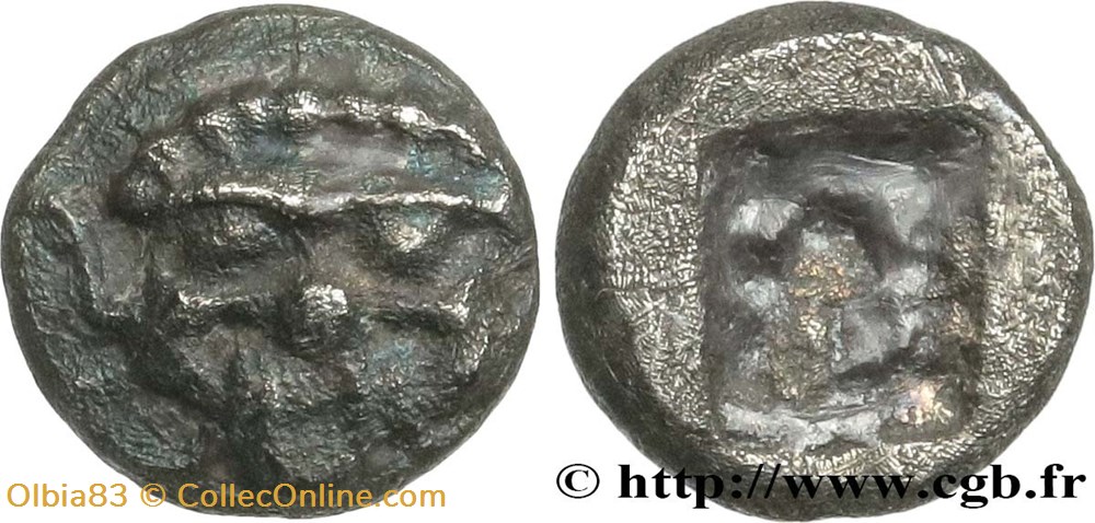 Tête de gorgone - Type du trésor d'Auriol monnaies antiques grecques tete de gorgone type du tresor auriol