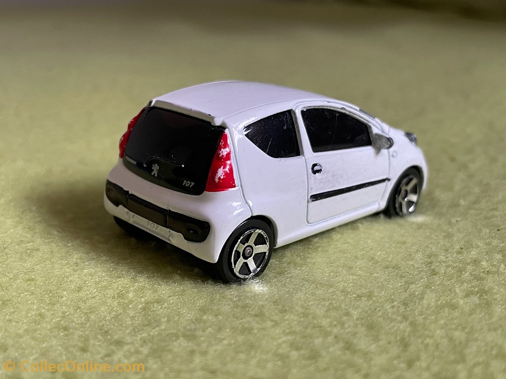 modeles reduits voitures peugeot 107