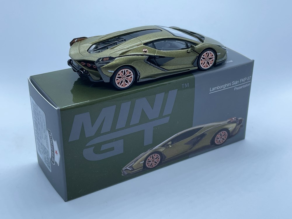 529 / Lamborghini Sian FKP 37 modeles reduits voitures 529 lamborghini sian fkp 37