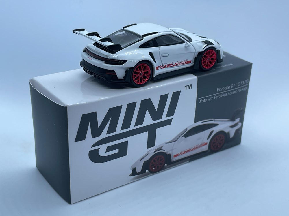 630 / Porsche 911 GT3 RS modeles reduits voitures 630 porsche 911 gt3 rs