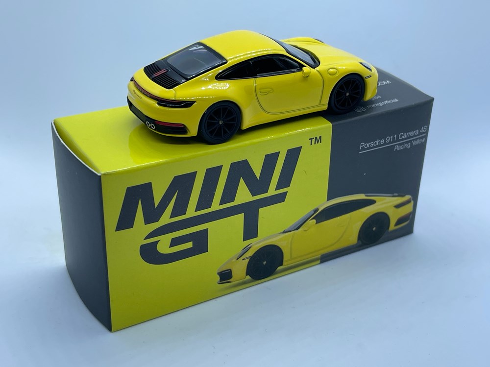 252 / Porsche 911 Carrera 4S modeles reduits voitures 252 porsche 911 carrera 4s