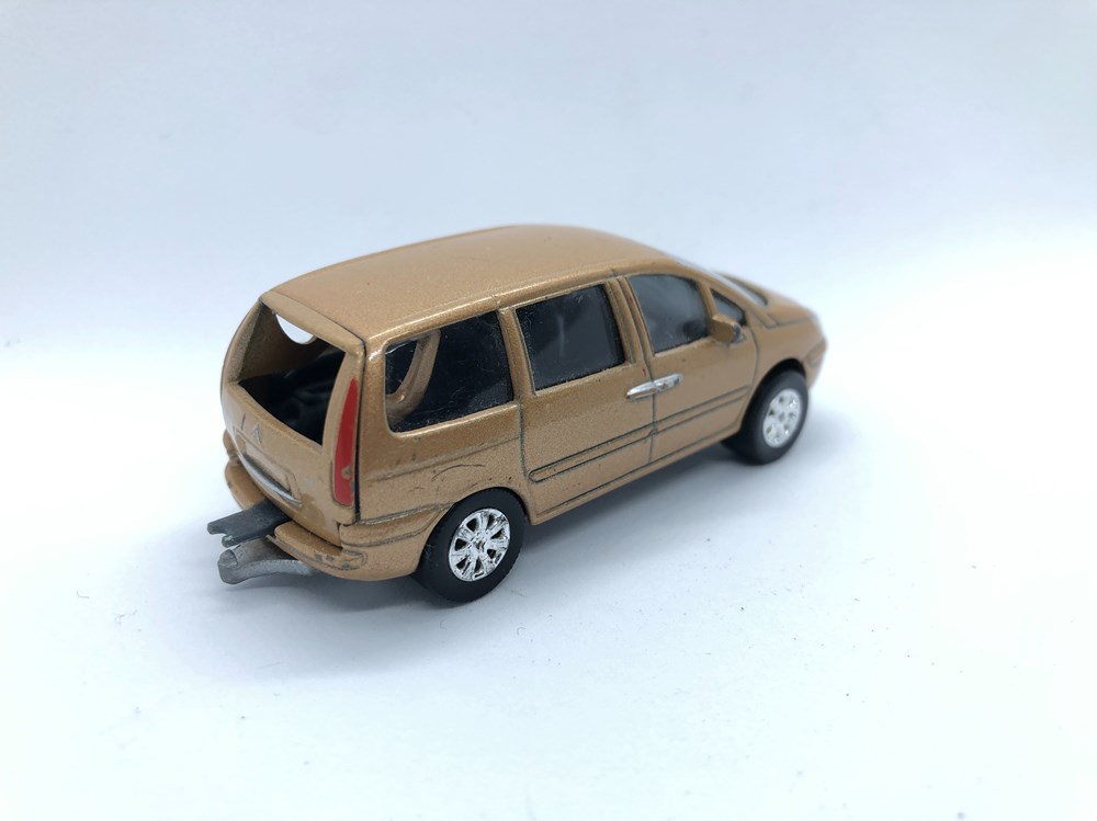 Citroën C8 modeles reduits voitures citroen c8