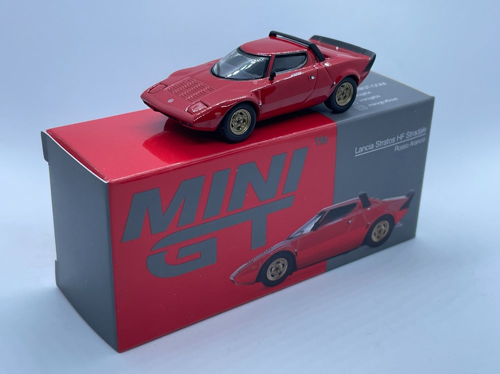 365 / Lancia Stratos HF Stradale modeles reduits voitures 365 lancia stratos hf stradale
