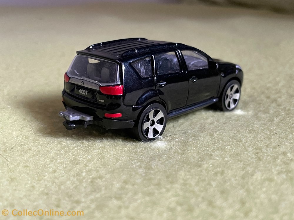 modeles reduits voitures peugeot 4007