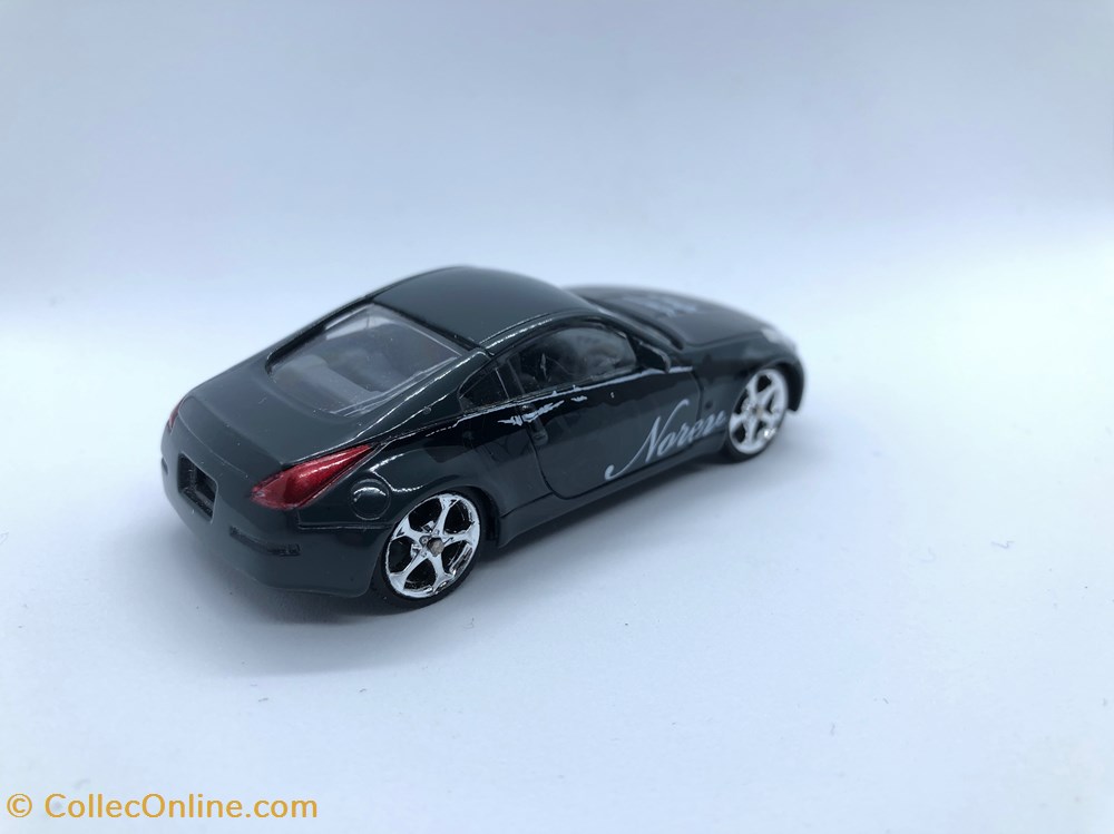 modeles reduits voitures nissan 350z xtrem lady