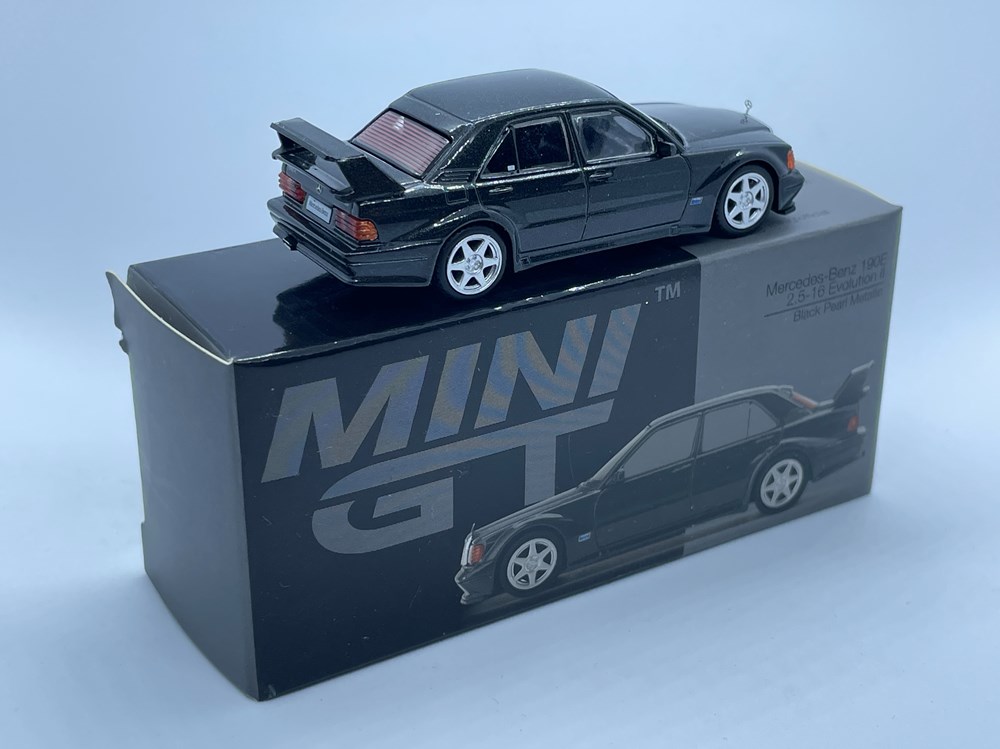 164 / Mercedes-Benz 190E 2.5-16 Evolution II modeles reduits voitures 164 mercedes benz 190e 2 5 16 evolution ii