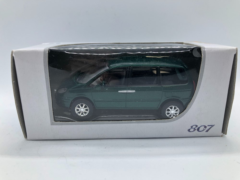 modeles reduits voitures peugeot 807
