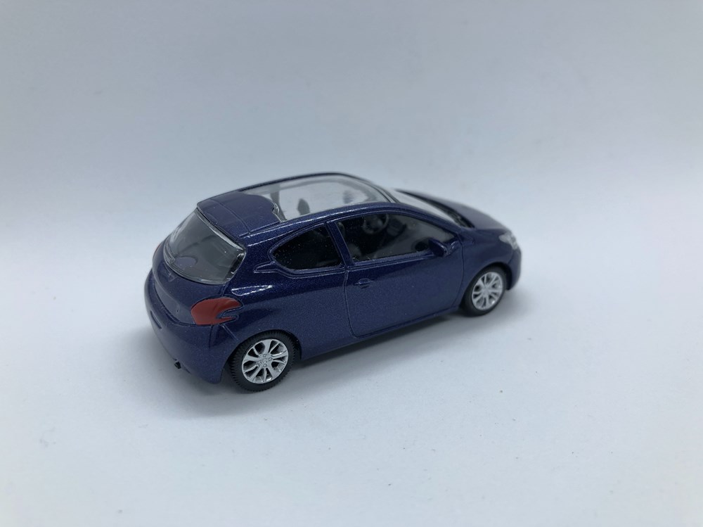 modeles reduits voitures peugeot 208