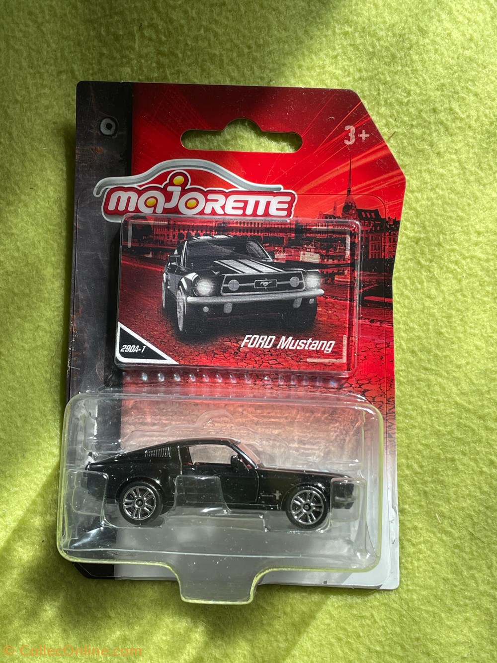 Ford Mustang Models Cars Manufacturer Majorette Scale 1 64 ford-mustang-hist-ria-e-modelos-deste-cl-ssico-carro-de-garagem