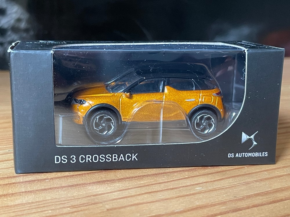 DS 3 Crossback modeles reduits voitures ds 3 crossback