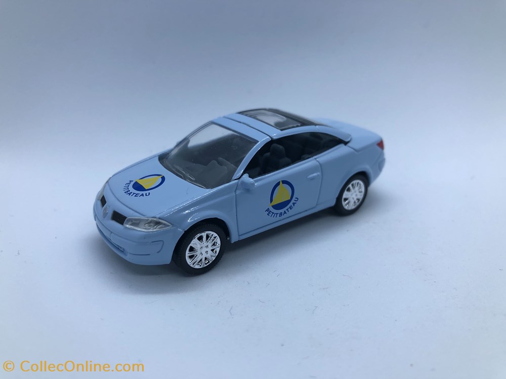 Renault Megane II CC Petit Bateau modeles reduits voitures renault megane ii cc petit bateau