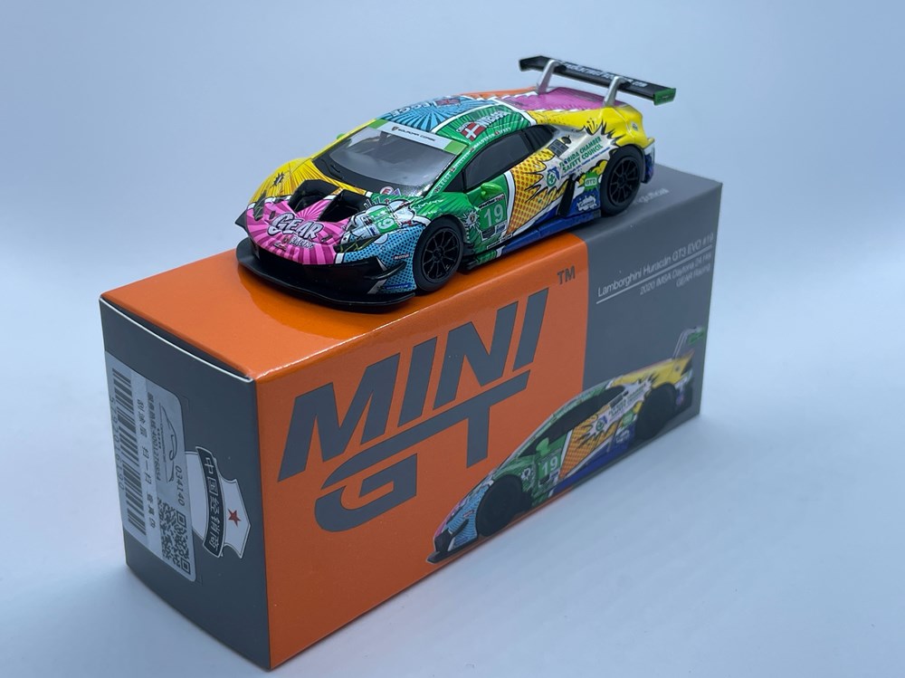 552 / Lamborghini Huracan GT3 EVO #19 modeles reduits voitures 552 lamborghini huracan gt3 evo 19