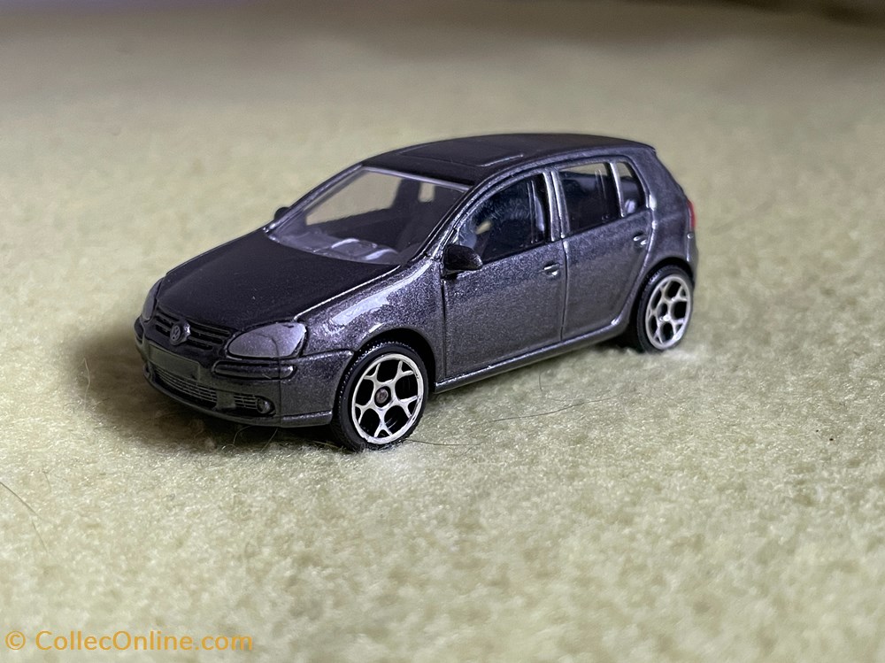 modeles reduits voitures volkswagen golf v
