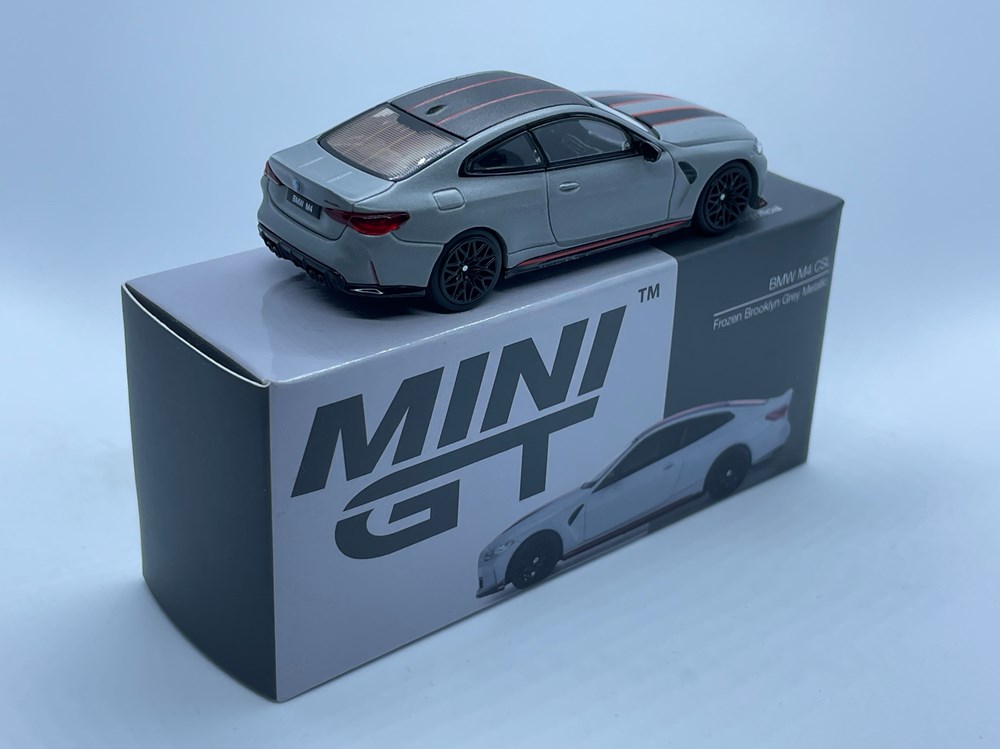 641 / BMW M4 CSL modeles reduits voitures 641 bmw m4 csl
