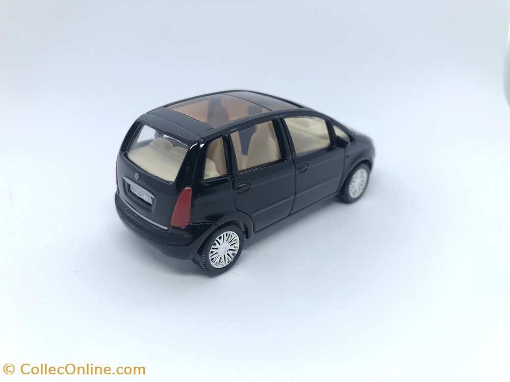 Lancia Musa 2 modele reduit voiture lancium lancia musa