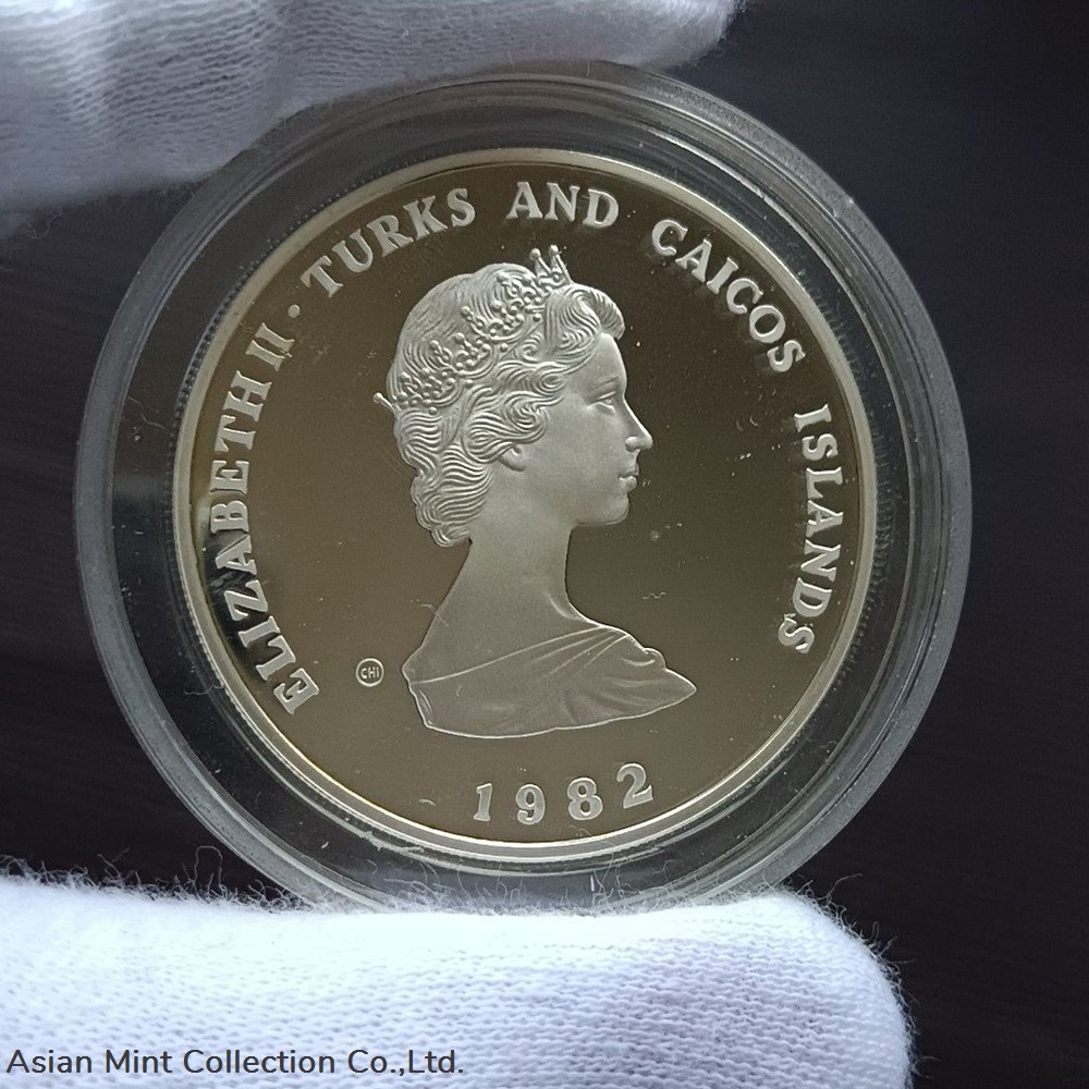 1982 Turks and Caicos Island 10 Crowns - International Year of Child ( Ag.925) 4 coins ingots bullion silver coin 1982 turks and caicos island 10 crowns international year of child ag 925