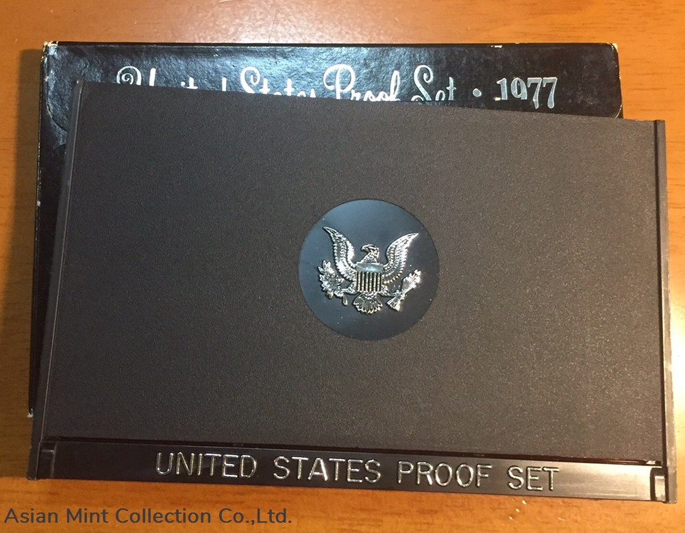 1977 - United States Proof Set 2 coins world 1977 united states proof set