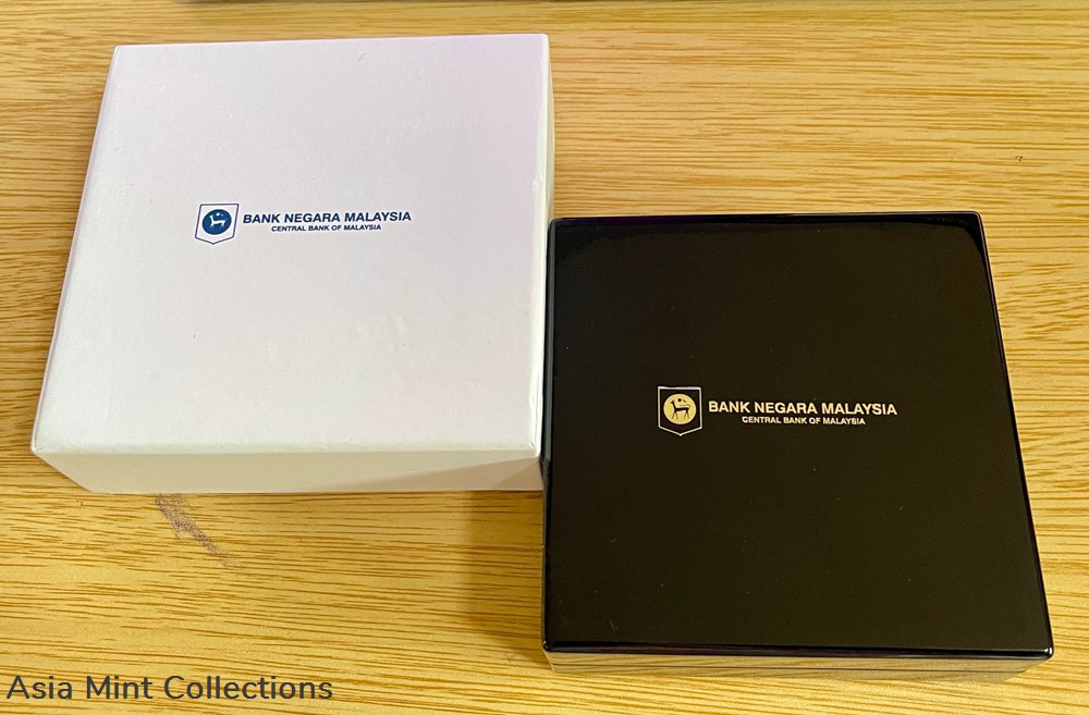 2021 - Malaysia, 5 Ringgit, 50th Anniversary of Kilang Wang, Gasing, Copper Proof 4 coins 2021 malaysia 5 ringgit 50th anniversary of kilang wang gasing copper proof