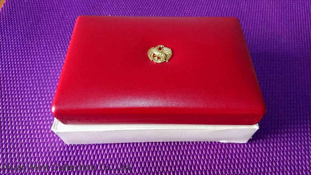 2002 - The Emerald Buddha-Bronze medal set of 3 seasons, the King's 75th birthday 4 medals 2002 the emerald buddha bronze medal set of 3 seasons the king s 75th birthday