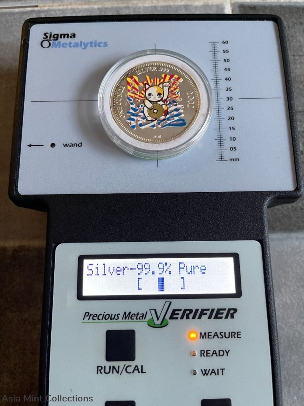 coins ingots bullion 2002 uganda 2000 shilings lucky cat maneki neko colorized silver proof 1oz coin