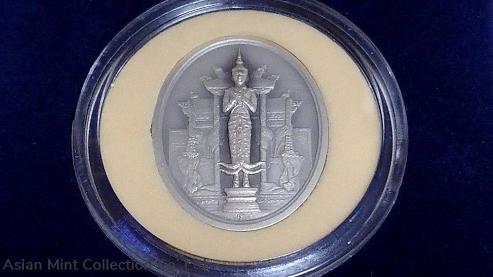 2012 - Commemorative silver coin, Phra Klang (The Angel of Wealth) in the Great Treasury 1st edition 2 medals 2012 commemorative silver coin phra klang the angel of wealth in the great treasury 1st edition
