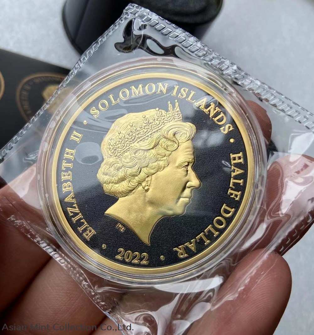 2022 Tutankhamun ancient Egypt gold mask commemorative coin gold plated 2 coins ingots bullion silver 2022 tutankhamun ancient egypt gold mask commemorative coin gold plated