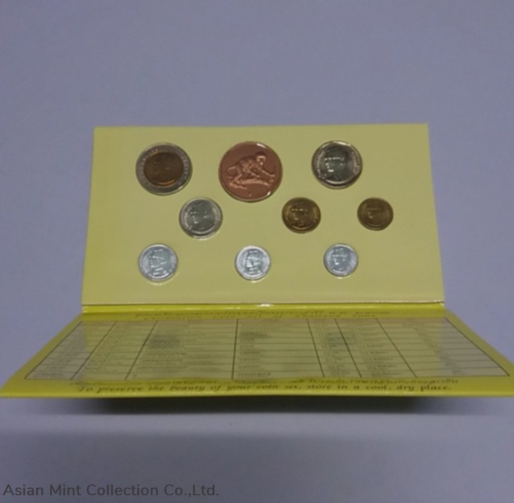 2004 - Circulation coin panel Complete set and Zodiac coin (The Year of the Monkey) 4 coins world thailand 2004 circulation coin panel complete set and zodiac coin the year of the monkey