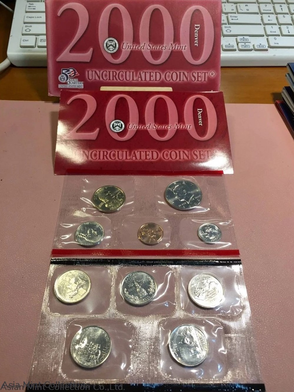 2000 - United States Mint Uncirculated Coin Set Denver Mint 5 coins world 2000 united states mint uncirculated coin set denver mint