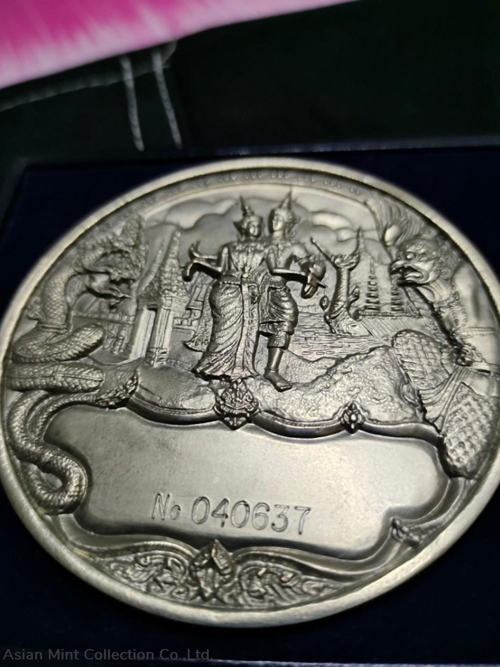1982 Thai Rattanakosin pewter medallion 2 medals thailand 1982 thai rattanakosin pewter medallion