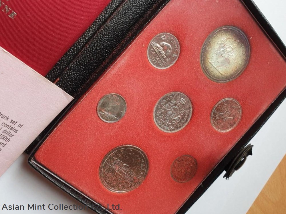 1973 - Royal Canadian Mint Proof Set. 3 coins ingots bullion silver coin 1973 royal canadian mint proof set