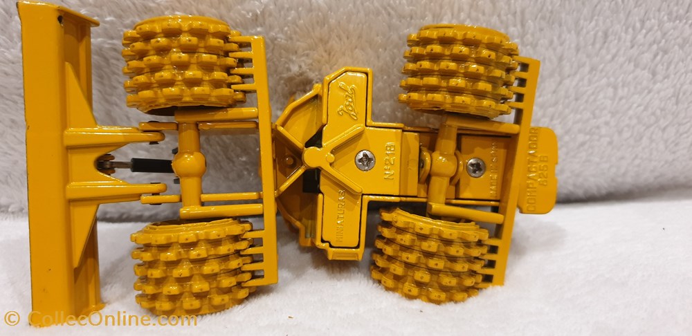 modele reduit vehicule travaux public bulldozer cat 825 de joal ech 1 50