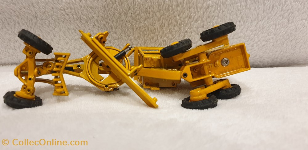 modele reduit vehicule de travaux public joal caterpillar niveleuse 12 g ref 217