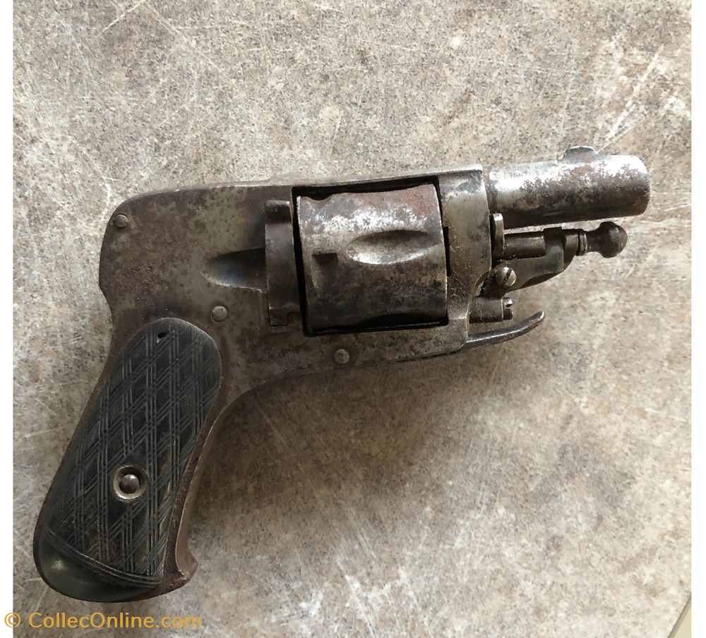 Velodog militaria armes a feux anciennes revolvers velodog