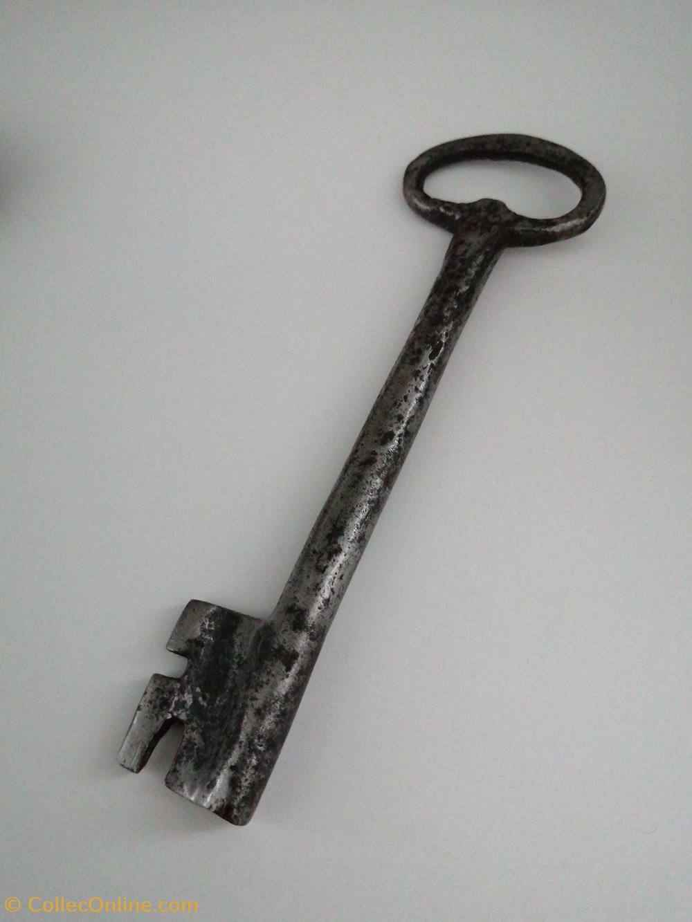 Clé 7 art antiquites cles anciennes cle 7