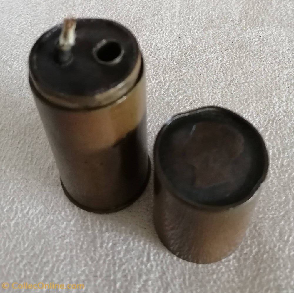 art de la table argenterie bistrot alimentation tabac briquet 33 poilus