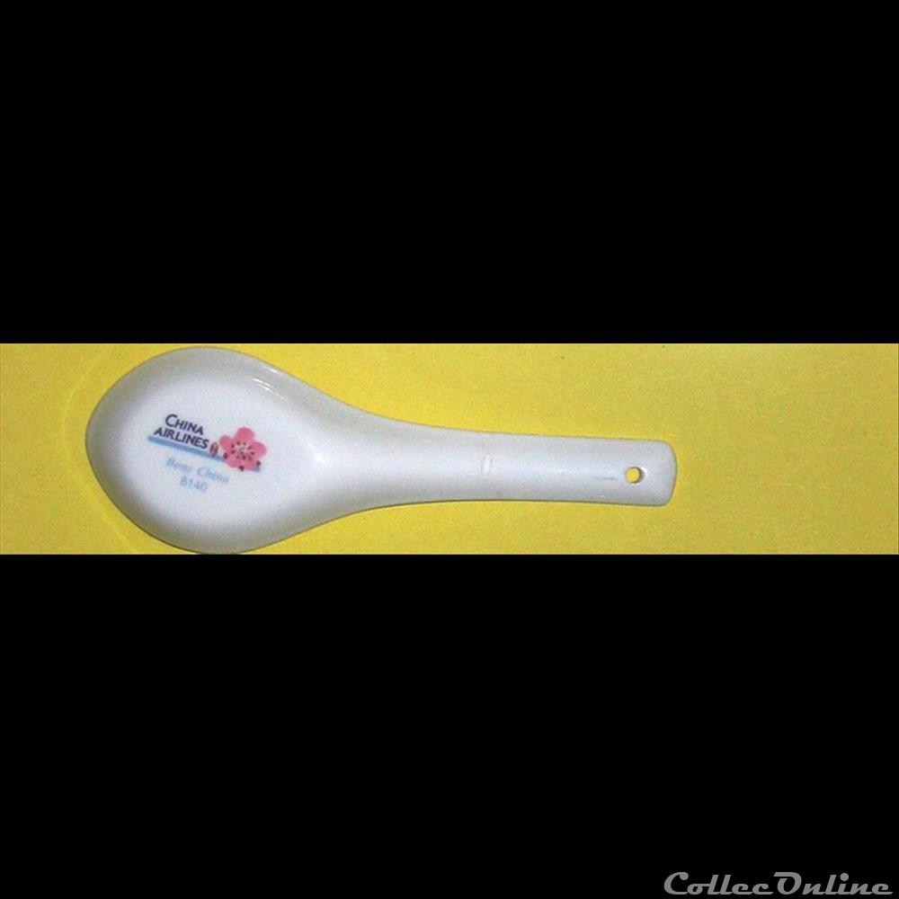 bistrot alimentation transport cuillere soupe porcelaine