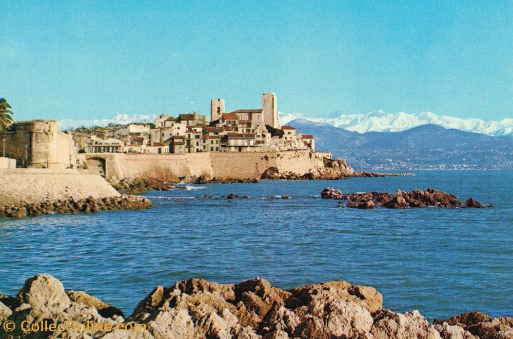 cartes postales france alpes maritimes antibes les remparts