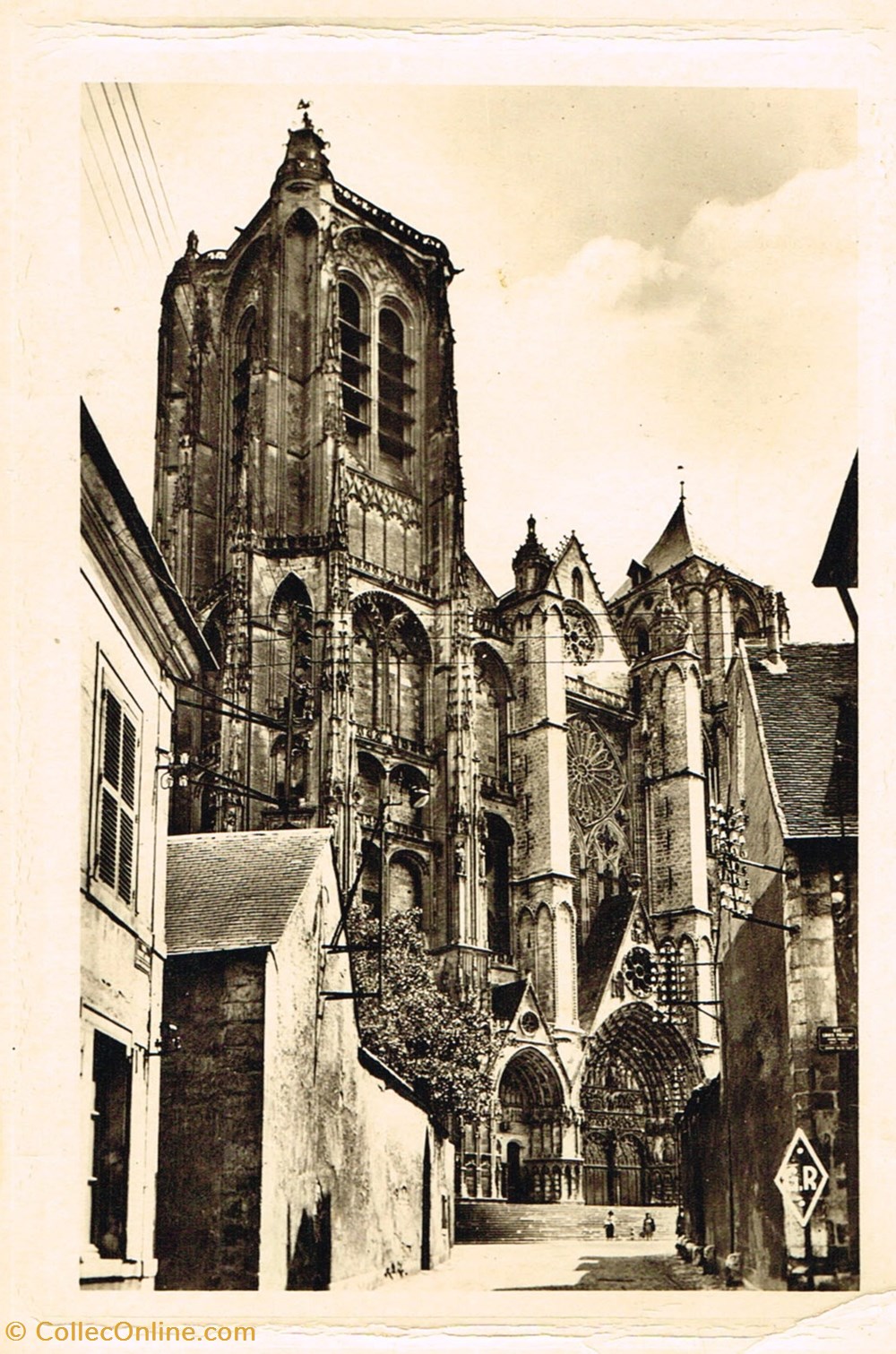 cartes postales france cher la cathedrale saint etienne