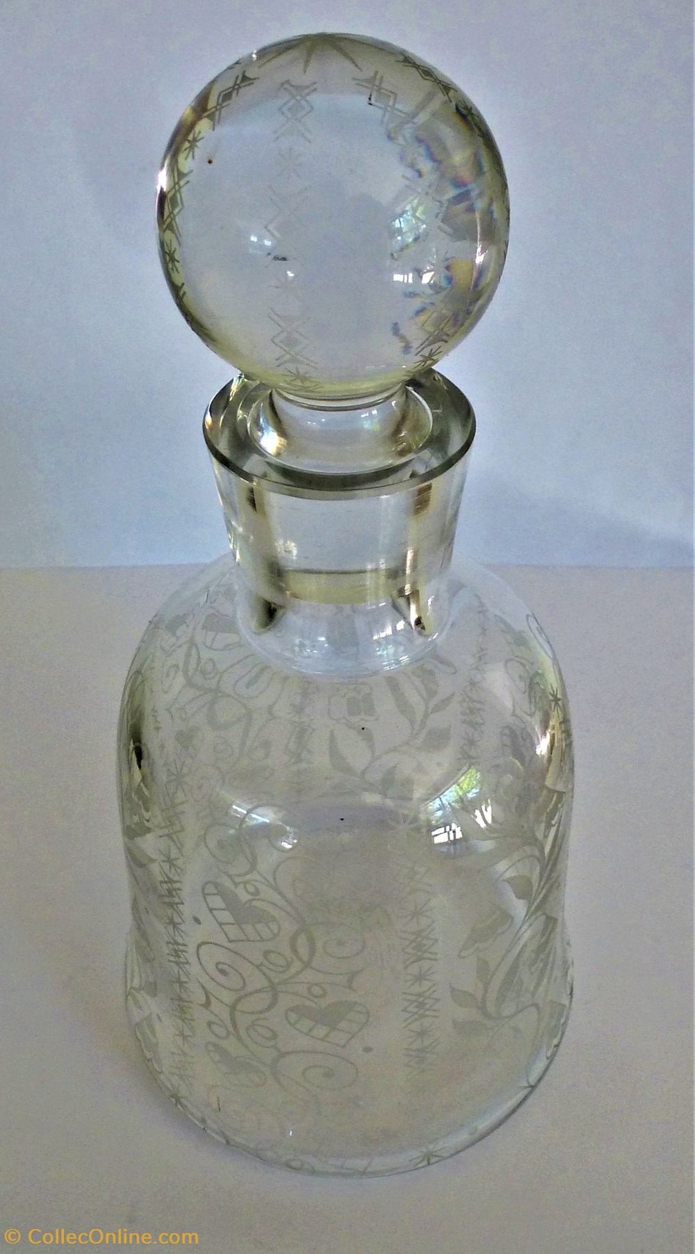 art la table argenterie objets verre carafe en cristal de baccarat modele argentina