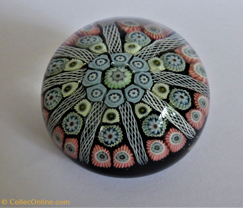 Paperweights millefiori art de la table argenterie objets en verre paperweights millefiori
