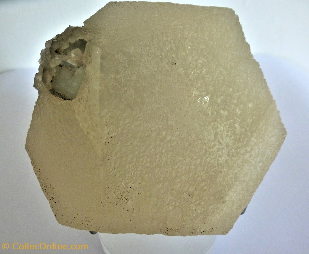 Calcite mineraux meteorites calcite
