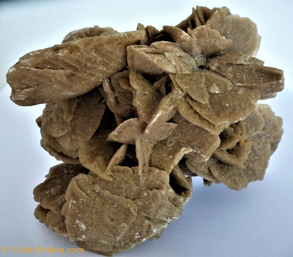 Rose des Sables mineraux meteorites rose des sables