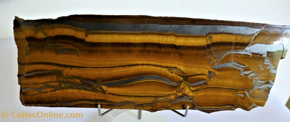 mineraux meteorites crocidolite variete tiger eye
