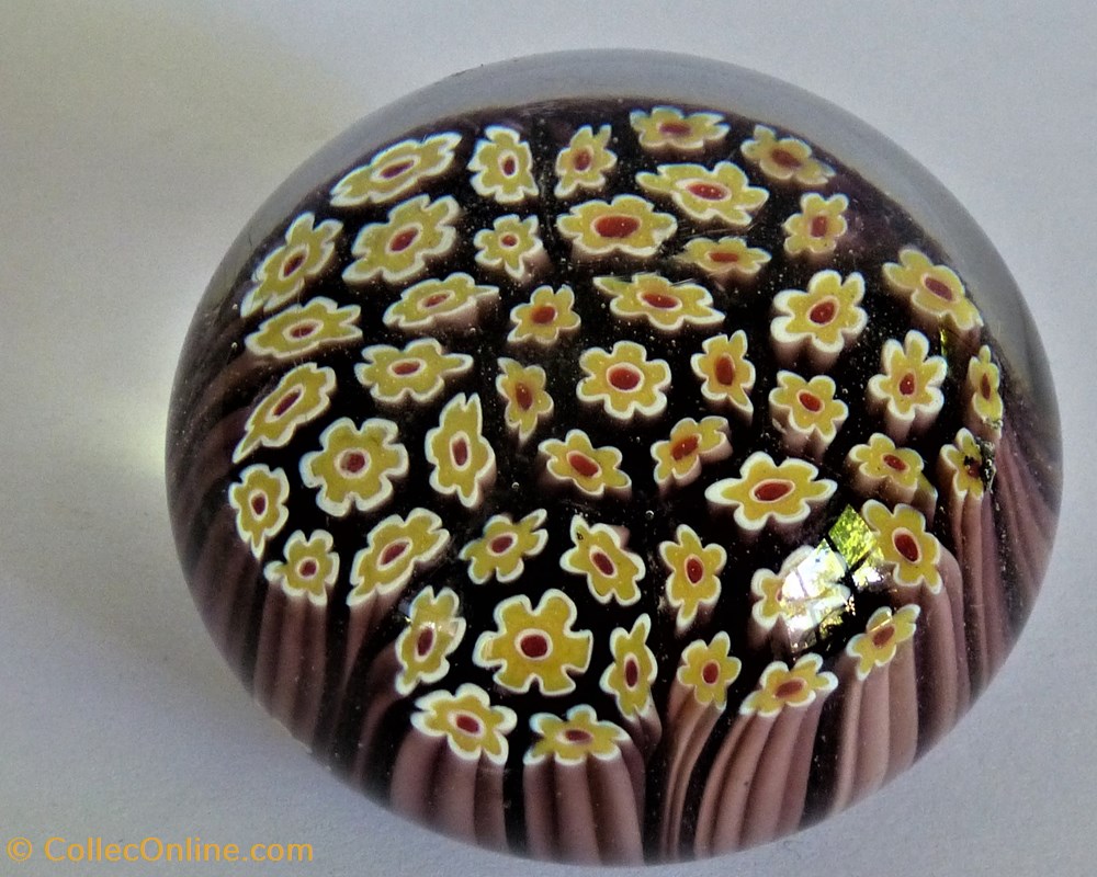 art de la table argenterie objets en verre paperweights millefiori annee 1986