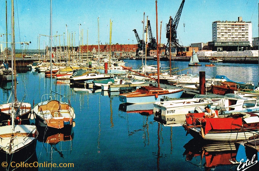 France-Pas de Calais-Calais-Le bassin des Yachts cartes postales france pas de calais calais le bassin des yachts