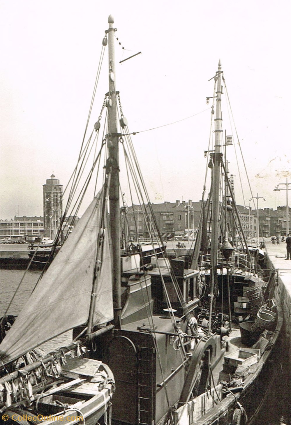 cartes postales france nord dunkerque la cale des pecheurs
