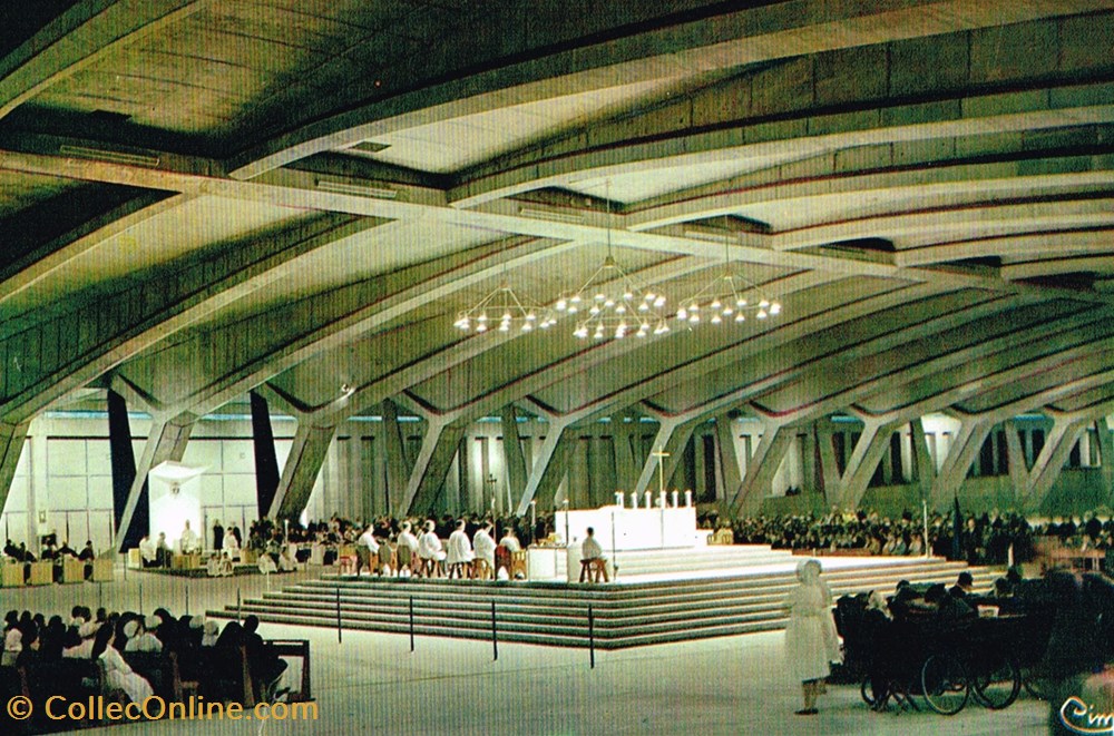 cartes postales france hautes pyrenees lourdes messe