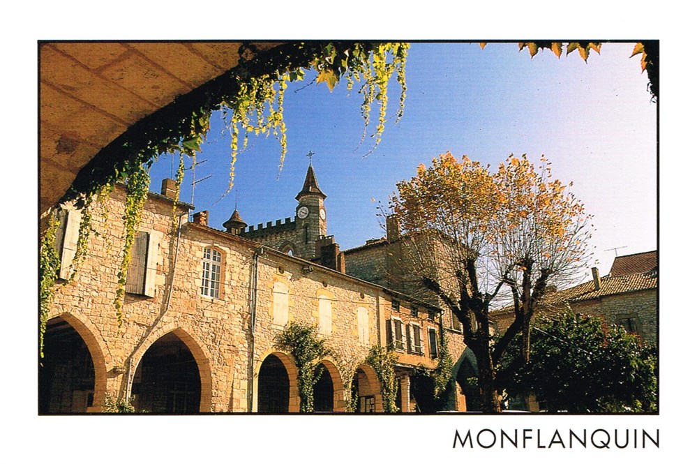 France-Le Lot et Garonne-Montflanquin-La Place aux couverts cartes postales france le lot et garonne montflanquin la place aux couverts